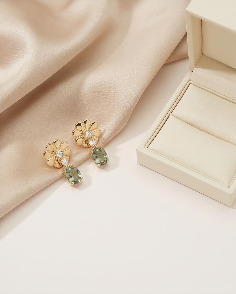 Verdant Elegance Earring