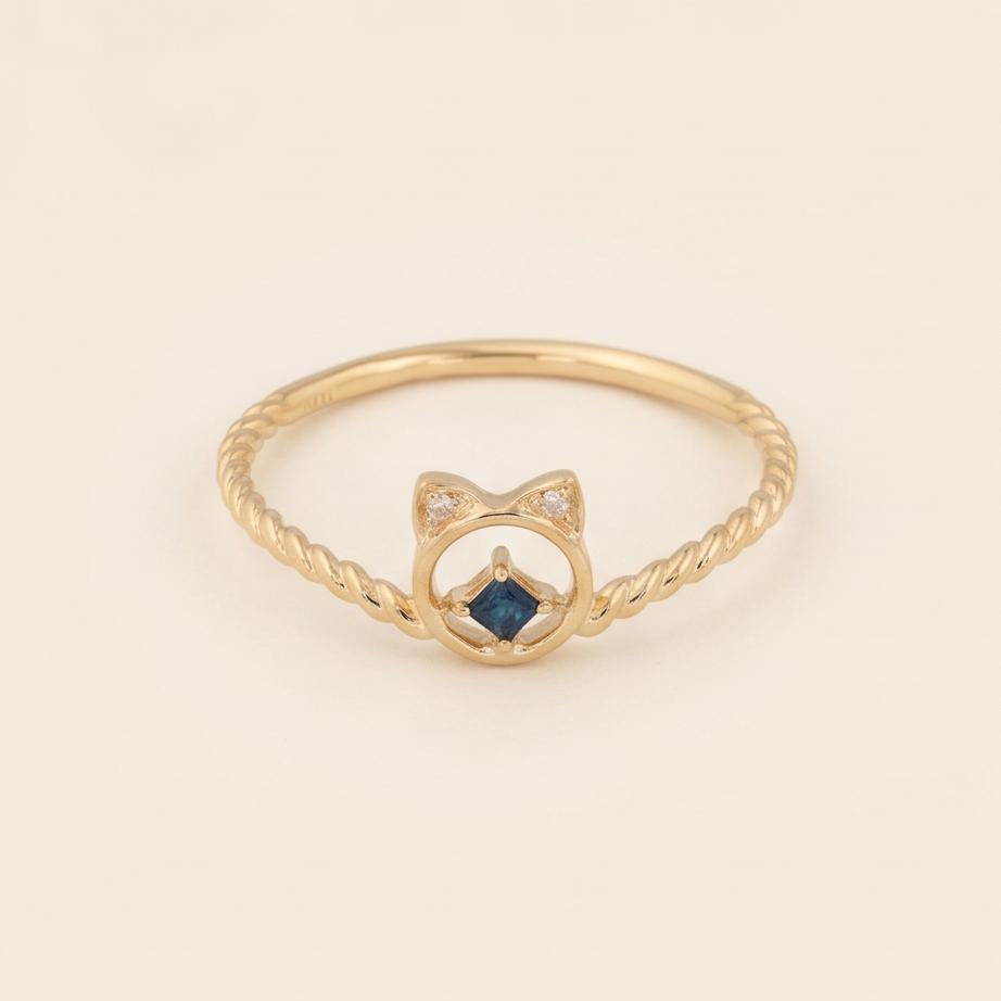 Moonlight Cat Ring