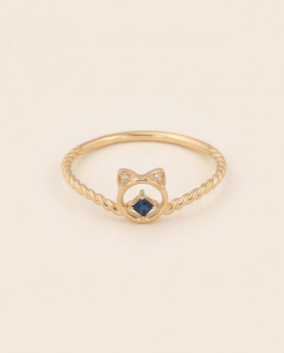 Moonlight Cat Ring